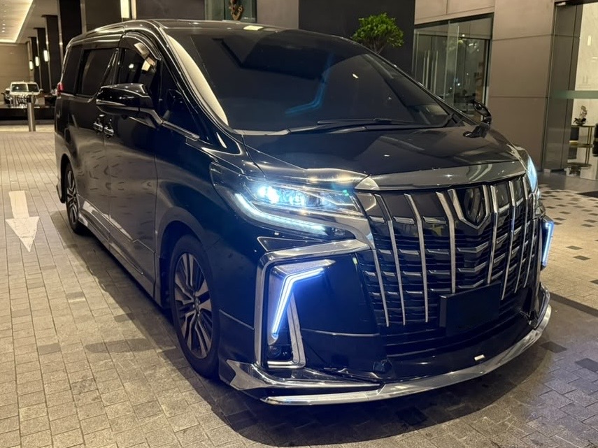 Alphard 30 series front view