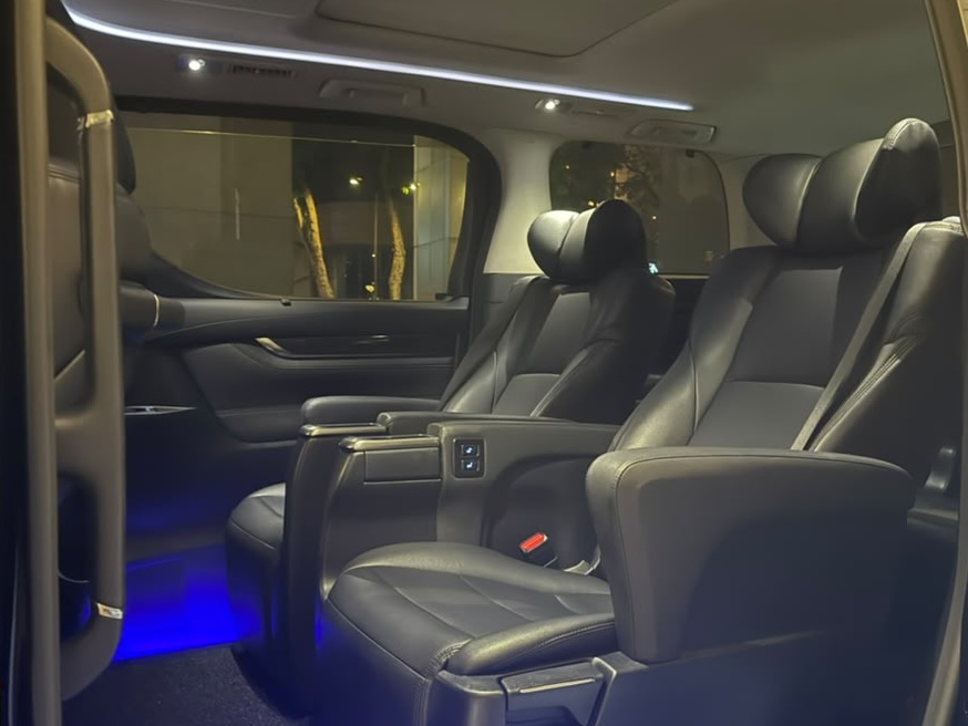 Alphard 30 series interior details